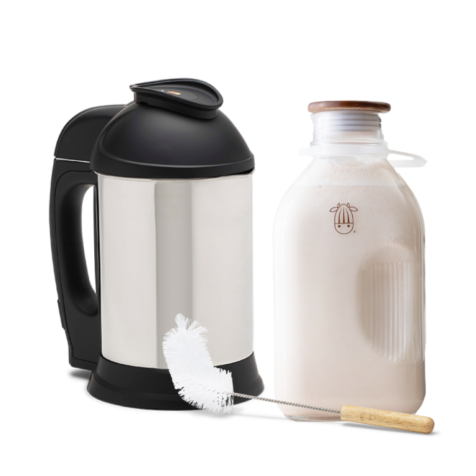 Almond hot cow milk maker