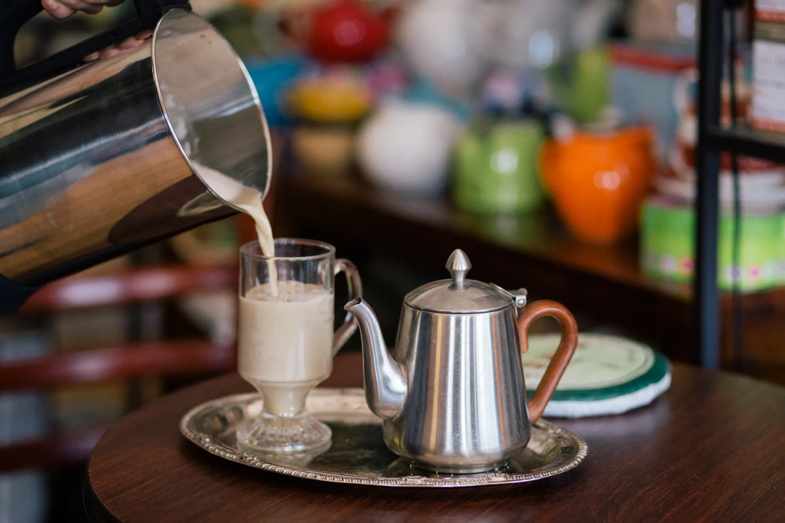 Better Together: The Ultimate Guide to Pairing Tea and Plant-Based Milk