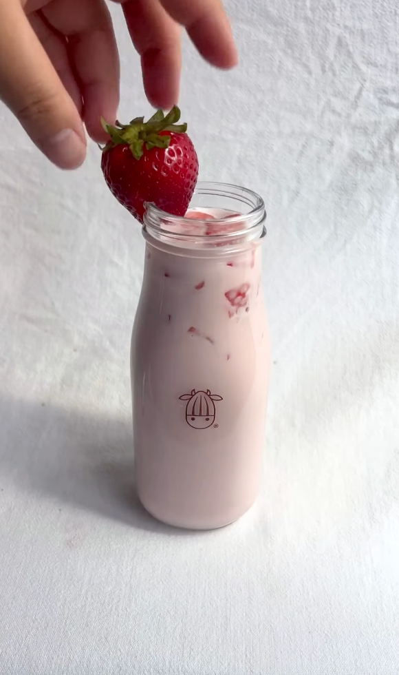Strawberry Horchata