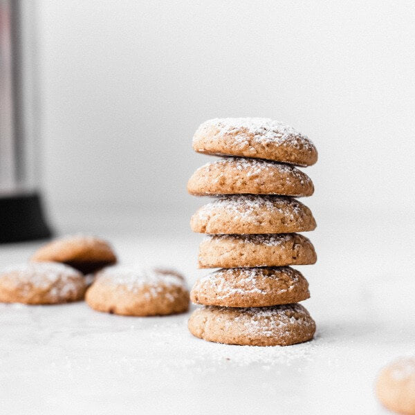 a stack of vegan Vanilla Cookies