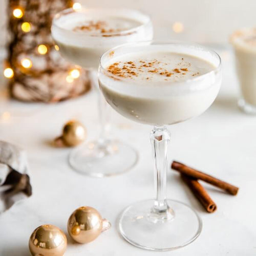 2 glasses of Vegan Eggnog