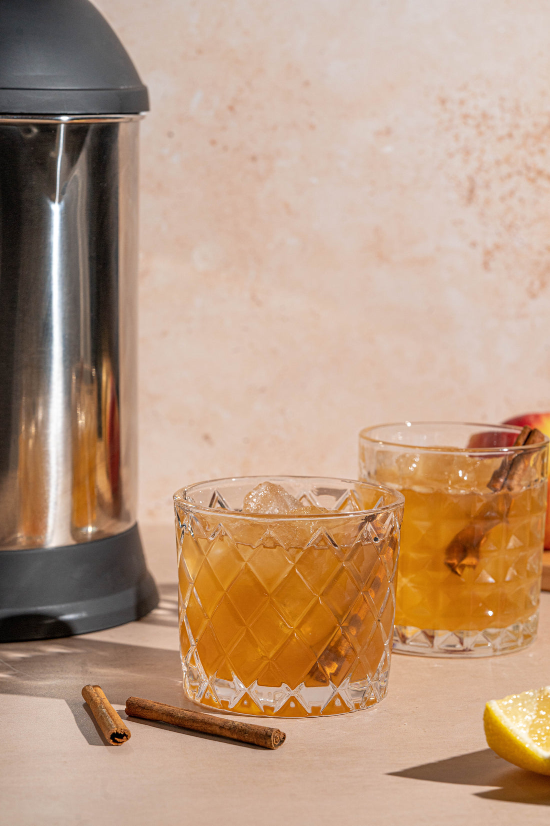 Apple Cinnamon Whiskey Sour