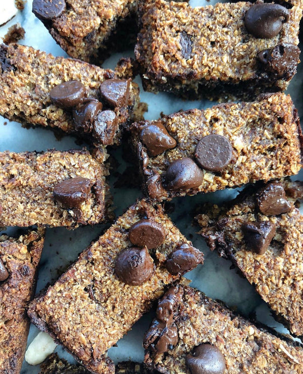 Chocolate Almond Pulp Oat Bars