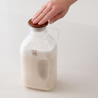 Stylish and durable 1.5-liter glass jug for homemade nut milk